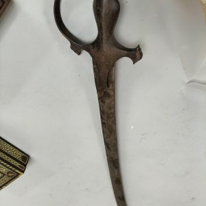 Antigua espada india Tulwar/Talwar