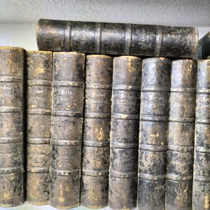 Colección de libros antiguos