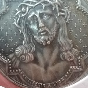 Medalla antigua Cristo y María mater dolorosa